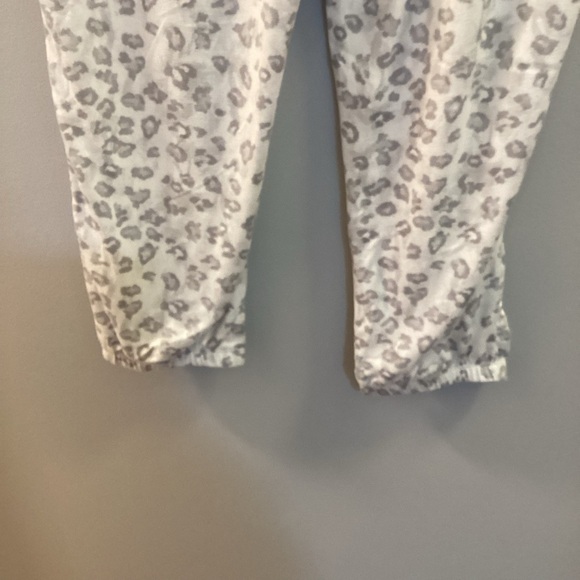 SONOMA Goods For Life pajama pant Woman’s 2X animal print banded bottom - Picture 6 of 16
